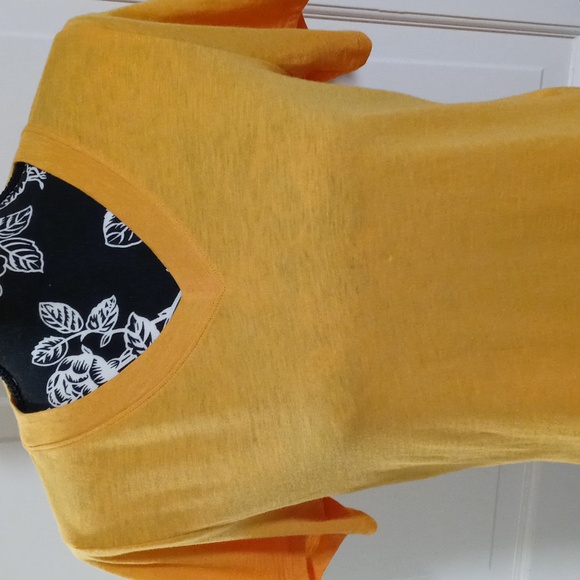 🆕️ 🌞Eileen Fisher🌞 - Mango S/S V-Neck Tee - Picture 4 of 7